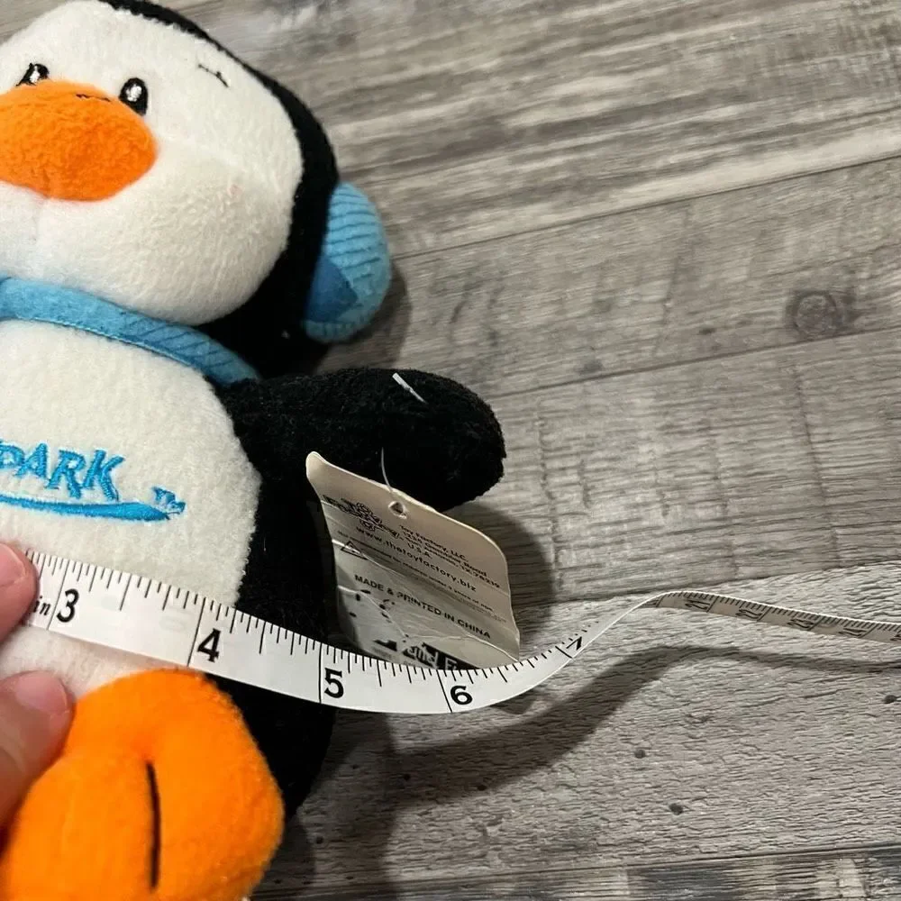 Toy Factory Hersheypark penguin stuffed animal